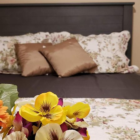 Farhad'S B&B Abbotsford Buitenkant foto